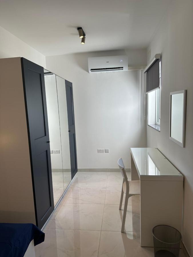 Sliema 2 Bedroom Penthouse Екстер'єр фото
