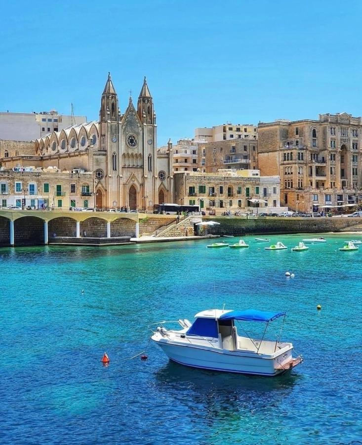 Sliema 2 Bedroom Penthouse Екстер'єр фото